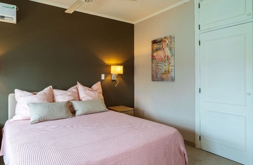 Playa Condo | OceanFront Apartment, newly renovated (2021)