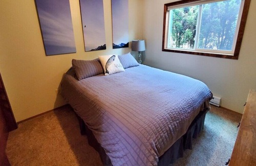 North Douglas Apartment | Oceanfront Apartment with Firepit on the Beach