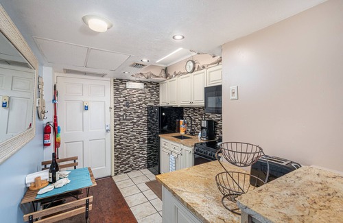 Aquarius Oceanfront Condo | Oceanfront Aquarius Studio #204