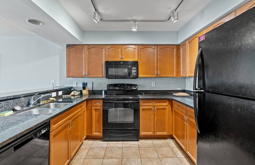 Crescent Beach Condo | Oceanfront Bahama Sands Luxury Villas 903-3BR/3BA