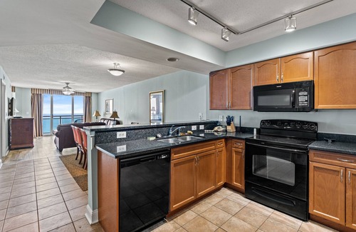Crescent Beach Condo | Oceanfront Bahama Sands Luxury Villas 903-3BR/3BA
