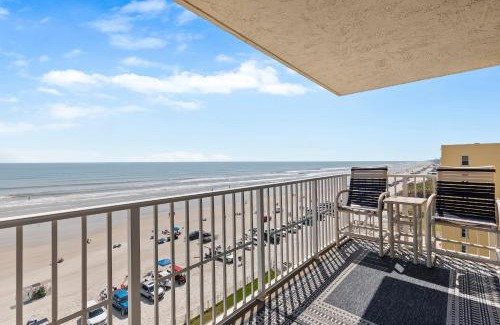New Smyrna Beach House | Oceanfront Beachside Condo - Pool, Beach, & Views