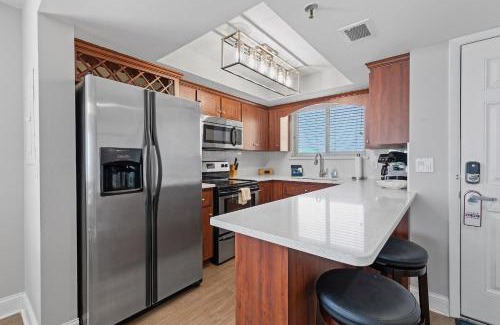New Smyrna Beach House | Oceanfront Beachside Condo - Pool, Beach, & Views