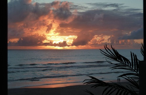 Rockaway Beach House | Oceanfront Beauty, Award Winner, Spectacular View with 7-mile Sandy Beach!