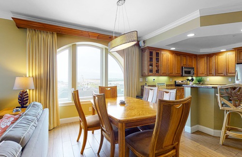 Ocean City Condo | Oceanfront Belmont Towers Condo w/Private W/D, Shared Pool, AC, Free WiFi