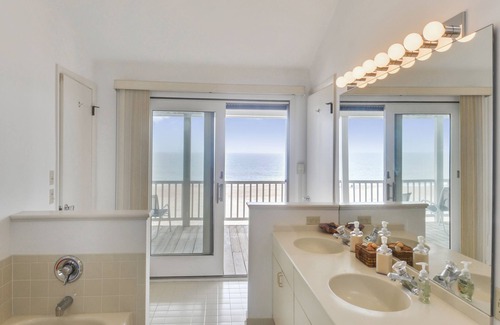 Bethany Beach House | Oceanfront Bethany Beach, A quiet week at the beach!nSept 5-12 or Oct 3-10