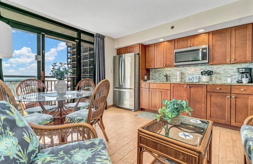 Windy Hill Condo | Oceanfront Condo just steps to the beach, Free parking and no resort fees!