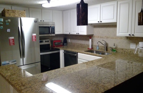 North Myrtle Beach Condo | Oceanfront Condo w/beautiful view of Cherry Grove Beach. Close to "The Point"