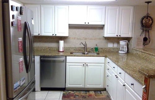 North Myrtle Beach Condo | Oceanfront Condo w/beautiful view of Cherry Grove Beach. Close to "The Point"