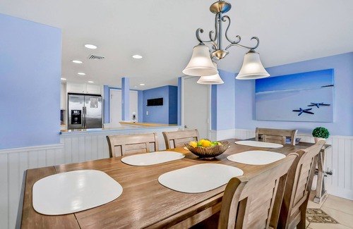 Fernandina Beach Condo | Oceanfront condo with balcony, AC, views & outdoor pool - dog-friendly