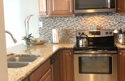 Garden City Condo | Oceanfront Condo With Balcony, One Ocean Place Garden City, SC