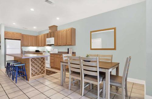 Tybee Island House | Oceanfront Condo 303 Desoto