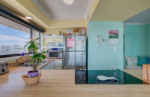 Wilmington Beach Condo | Oceanfront condo updated with nice pool top 3rd floor end unit at Sea Colony🐠