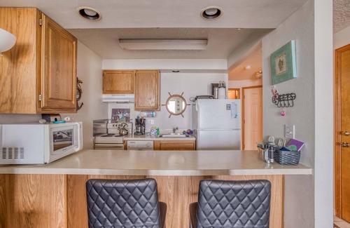 Rockaway Beach Condo | Oceanfront Condo One Block from City Center and Park