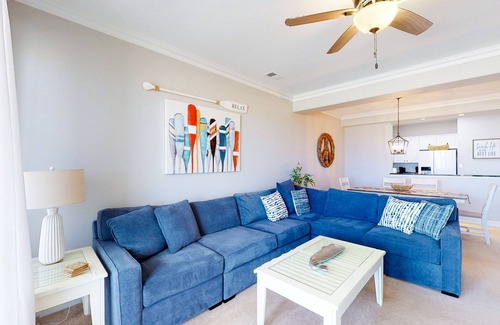 Sandbridge Condo | Oceanfront condo w/incredible beach views, shared outdoor pool, gym, & A/C