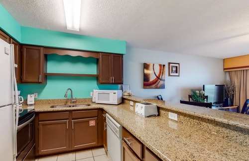 Crystal Beach Condo | Oceanfront Condo w/AC, WiFi, Shared Pool, & Seasonal Beach Service Rentals