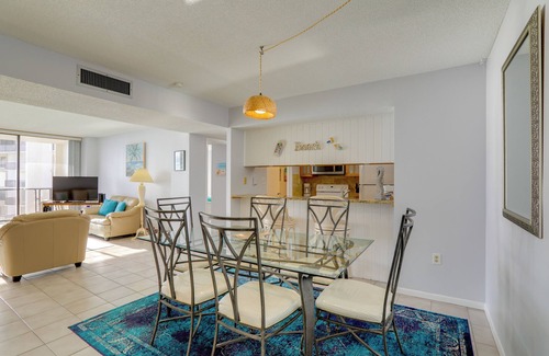 Clearwater Beach Condo | Oceanfront Condo w/Balcony & Stunning Views!