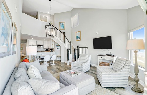 Folly Field Condo | Oceanfront Condo w/Great Views, Free WiFi, and Shared Outdoor Pool & Tennis