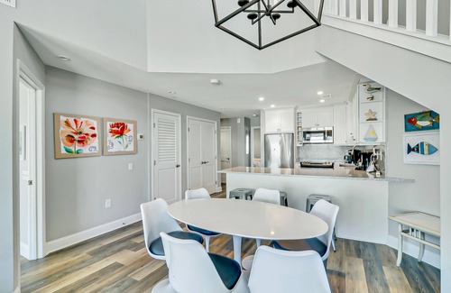 Folly Field Condo | Oceanfront Condo w/Great Views, Free WiFi, and Shared Outdoor Pool & Tennis