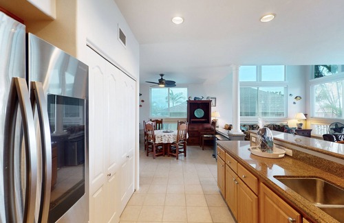 Kailua-Kona Condo | Oceanfront condo with resort amenities, stunning views, and top-notch comfort