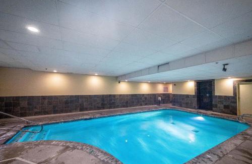 Lincoln City Apartment | Oceanfront Contemporary