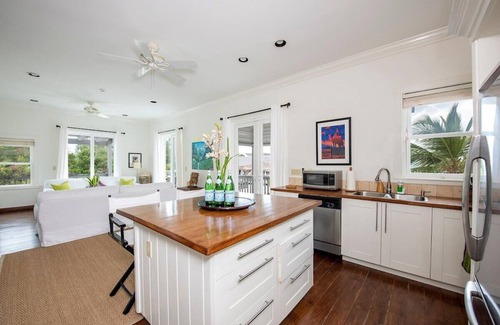 Rock Sound Cottage | Oceanfront Cottage Near Restaurant, Stores