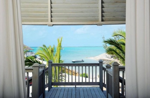 Rock Sound Cottage | Oceanfront Cottage Near Restaurant, Stores