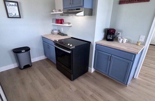 South Nags Head Cottage | Oceanfront Cottage, S Nags Pet Friendly! MP19