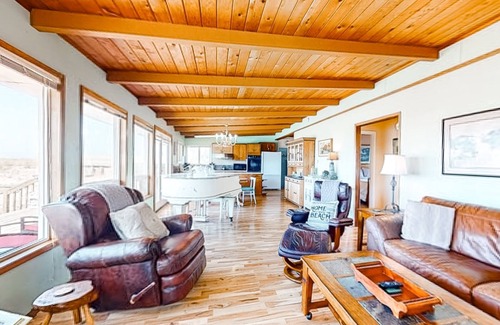 Rockaway Beach House | Oceanfront, dog-friendly home with washer/dryer & fireplace