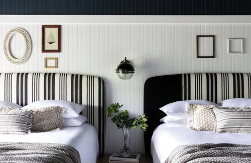 Ocean Point House | Oceanfront Double Queen w/Porch | Bluebird Ocean Point Inn | Dog-Friendly