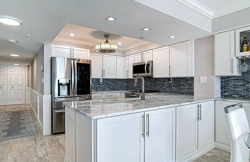 New Smyrna Beach Condo | Oceanfront End Unit | Panoramic Views, Pool, Prime NSB Location - SST525