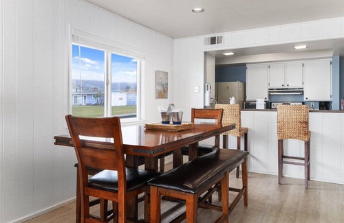 San Simeon Condo | Oceanfront Escape : 4 BR, 3 BA Condominium in San Simeon, Sleeps 10