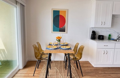 South Redondo Apartment | Oceanfront Escape - Steps to Beach - Stunning Views & Balcony