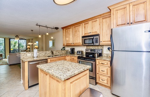 Isle of Palms Condo | Oceanfront Experience - Shipwatch C-214 - with Free Ocean Breeze