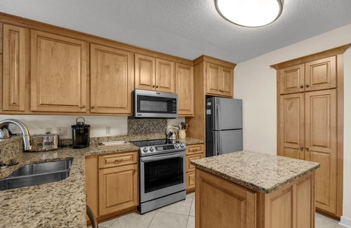 Isle of Palms Condo | Oceanfront Experience - Shipwatch C-214 - with Free Ocean Breeze