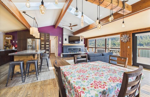 West Juneau Apartment | Oceanfront Fire Pit, Decks, Large Yard, Views!