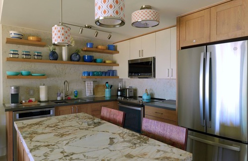 Kihei Condo | Oceanfront Gem, Top Floor Views & Gorgeous Sunsets, KING Bed, FULL AC, DUAL Bath Sink, FAST WiFi