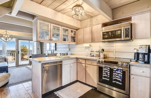 Bethany Beach House | Oceanfront Getaway Private Beach & Stunning View