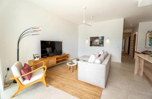 Grand Gaube Apartment | Oceanfront Getaway Grand Gaube