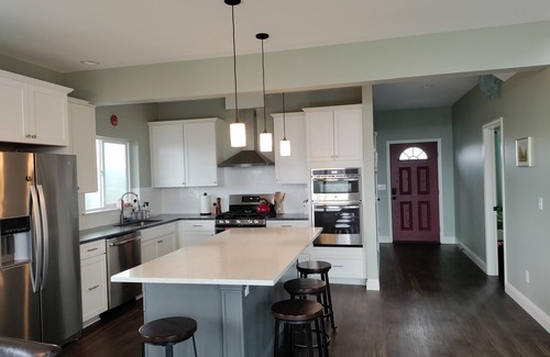 Ocean Shores House | Oceanfront getaway