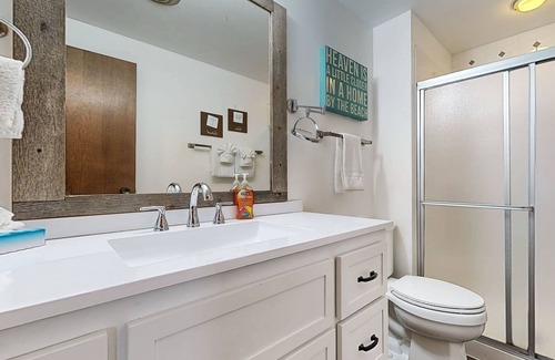 Seaside Condo | Oceanfront getaway with fireplace, indoor pool & sauna