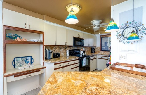 Maalaea Condo | OCEANFRONT GROUND FLOOR TWO BED CONDO AT MAALAEA KAI