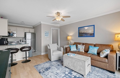 North Forest Beach Apartment | Oceanfront Hilton Head Condo 328 | Pool, Balcony & Family-Friendly