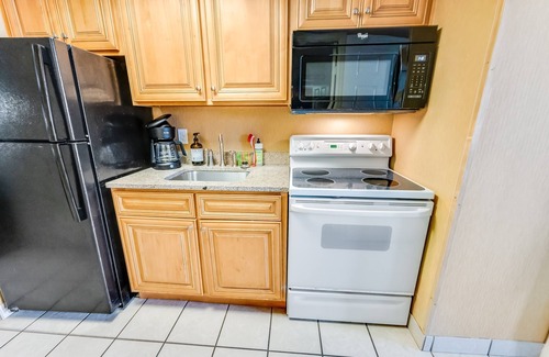 Myrtle Beach Condo | Oceanfront,Heated Pools,Views New, Penthouse Level
