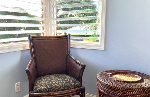 Lihue House | OCEANFRONT-HOME FULLY EQUIPPED-FOR FUN AND SLEEPS 10!
