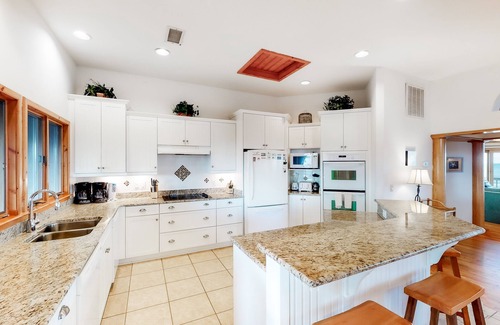 Whalehead Beach House | Oceanfront Home In Corolla w/Hot Tub