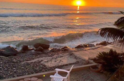South Oceanside House | Oceanfront House w/Private Beach & Stunning Views