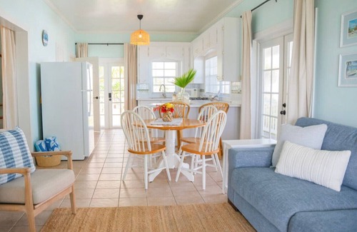 Spanish Wells House | Oceanfront Island Living Gather & Relax