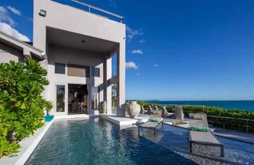 Treasure Beach Villa | Oceanfront