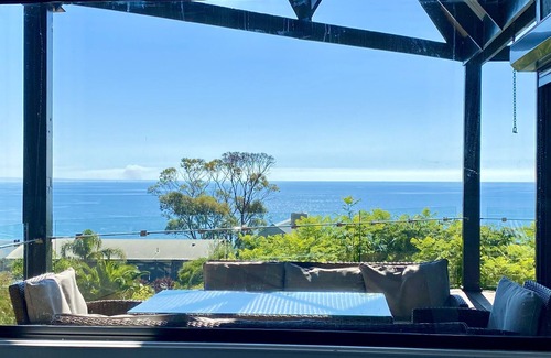Mount Martha House | OCEANFRONT | Kids Pet Friendly | Pool Spa Bar Gym